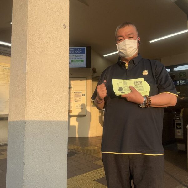 2025.6.19　JR和泉橋本駅にて議会報告ニュースをお配りしました