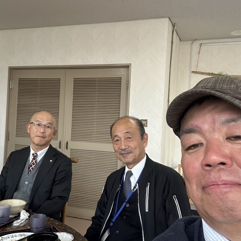 2025.12.2　超党派でランチ①